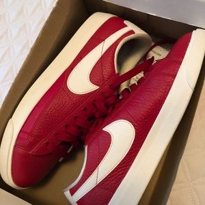 Nike Wmns Blazer Low Prm